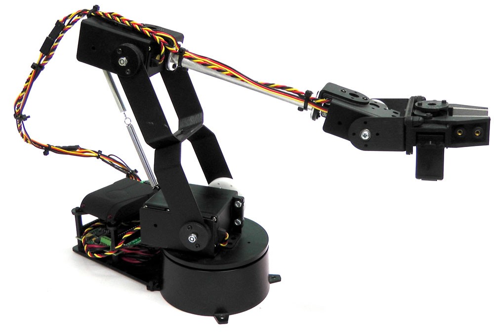 Выбираем роботов в подарок на Новый Год! Рука-манипулятор Lynxmotion AL5D