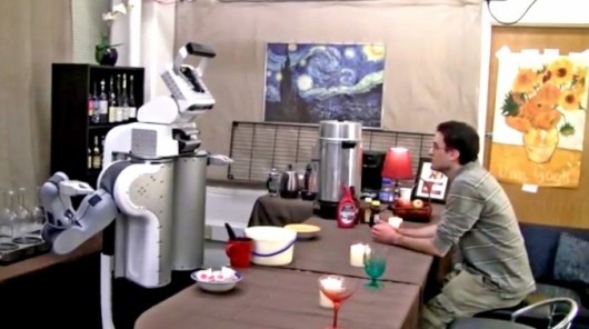"Поговори со мной Дэйв" робот учится, когда люди разговаривают с ним.