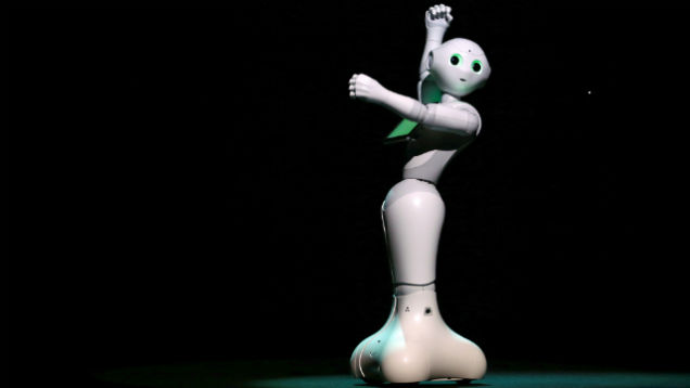 Пеппер – робот, который считывает эмоции, будет доступен потребителям