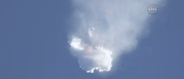 Ракета SpaceX взорвалась в воздухе