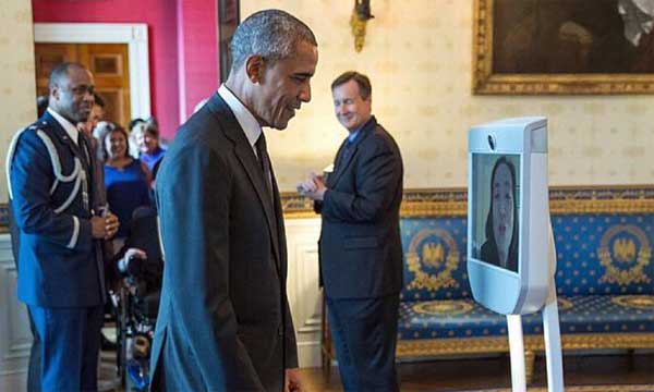 Obama-and-telepresence-robot-1
